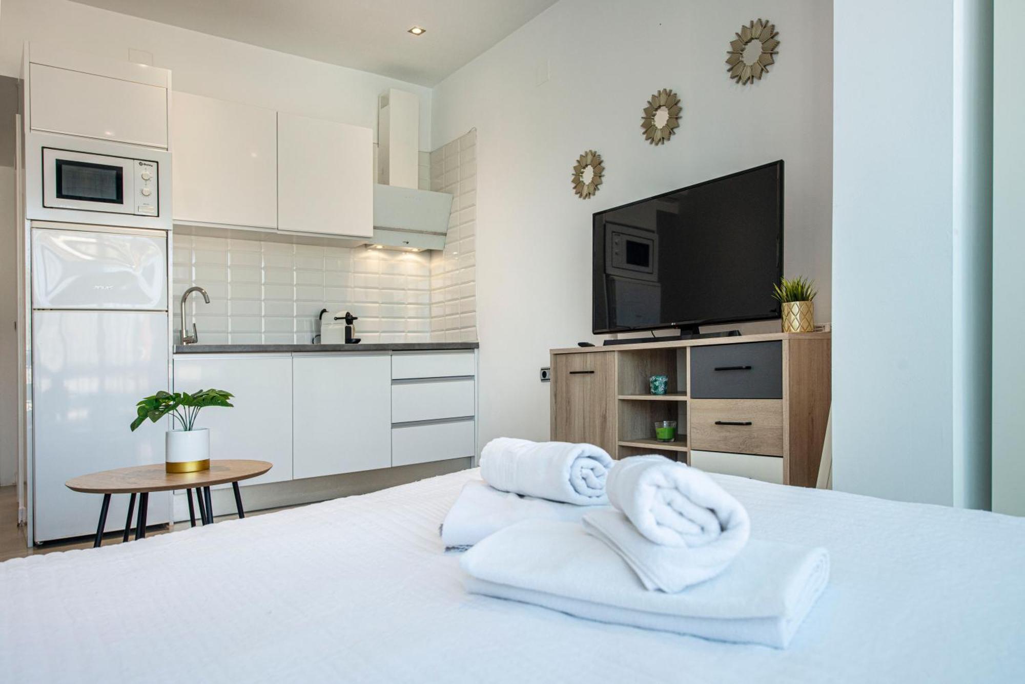 Estudio En Torremolinos Con Piscina Eksteriør bilde