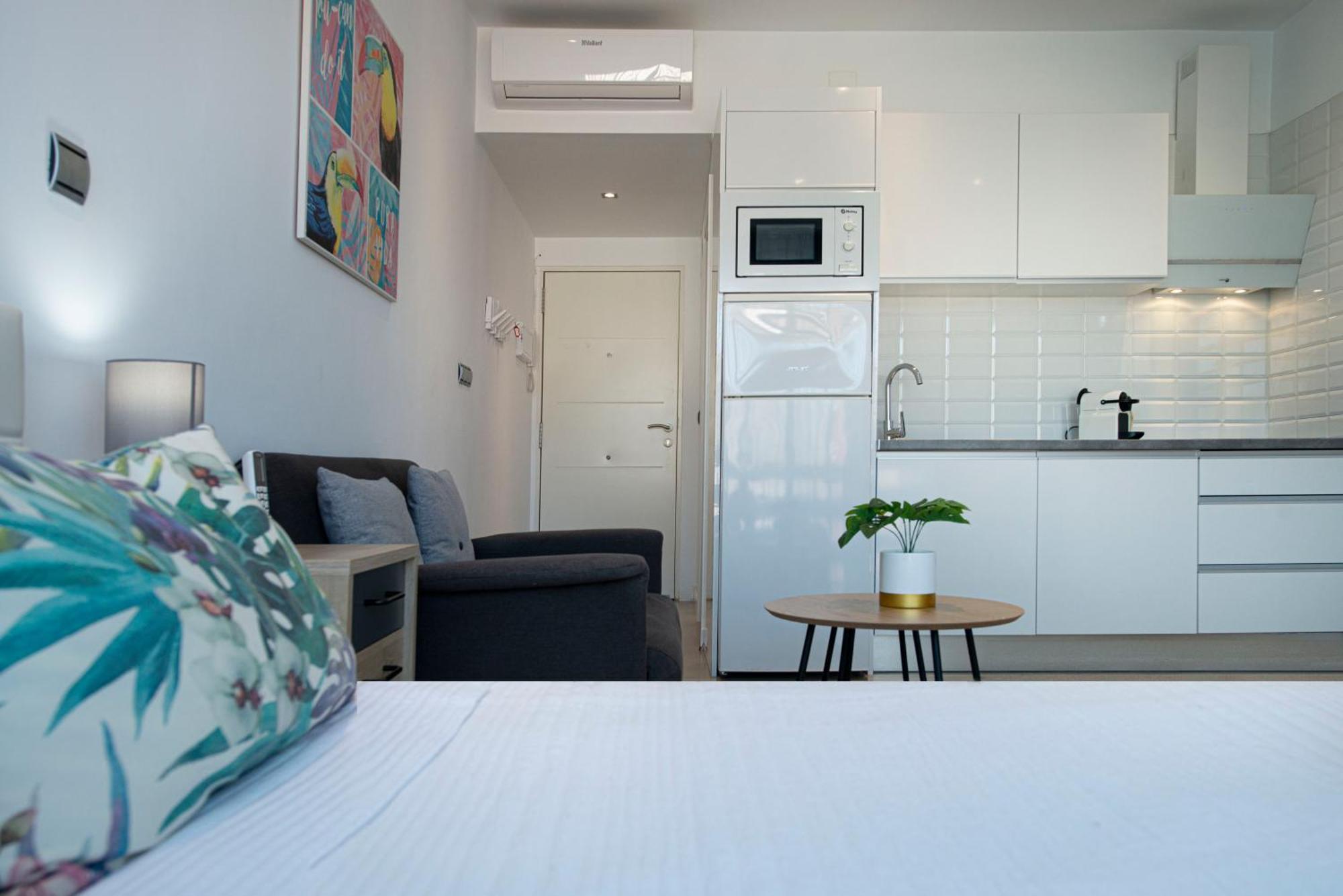 Estudio En Torremolinos Con Piscina Eksteriør bilde