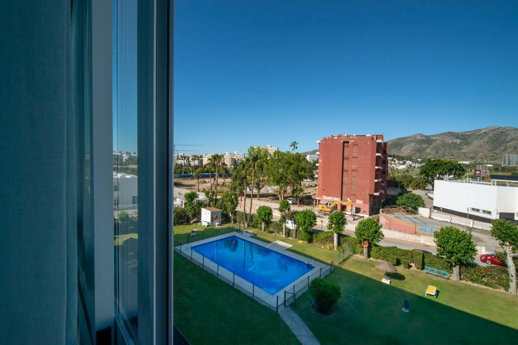 Estudio En Torremolinos Con Piscina Eksteriør bilde